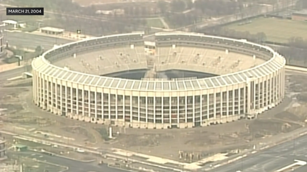 Stadiums and Arenas - Veteran Stadium